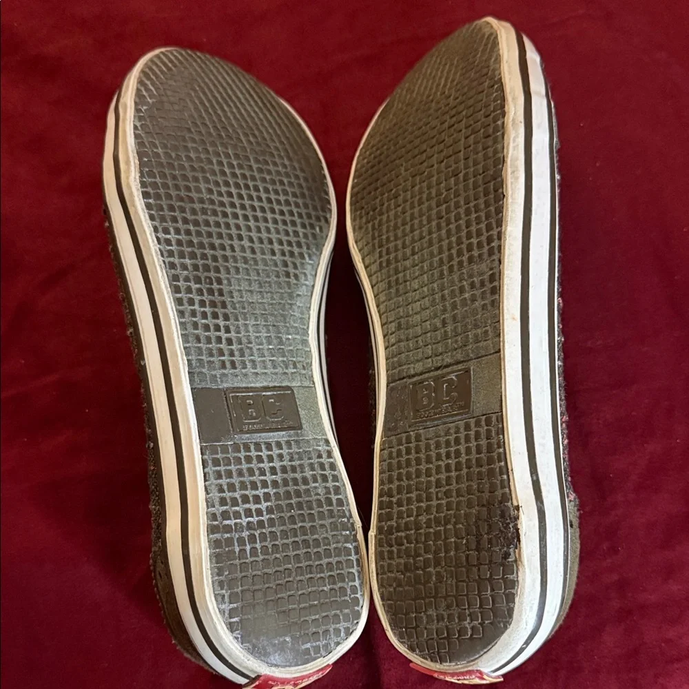 BC Footwear Textured Bow Flats - Olive and Brown - Picture 3 of 4
